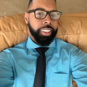 Meet your Posher, Gregory